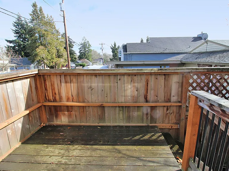 1906 SE Tacoma St #&-8118 — Photo 13