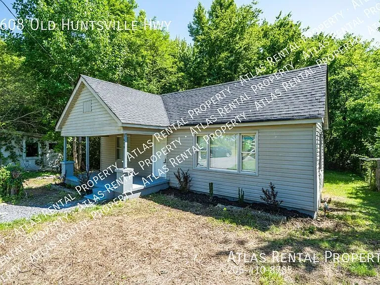 1608 Old Huntsville Hwy NW — Photo 2