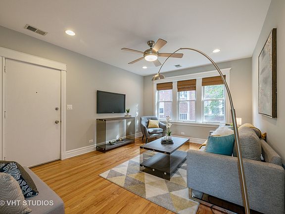 5th image of 3853 N Kedvale Ave #C2