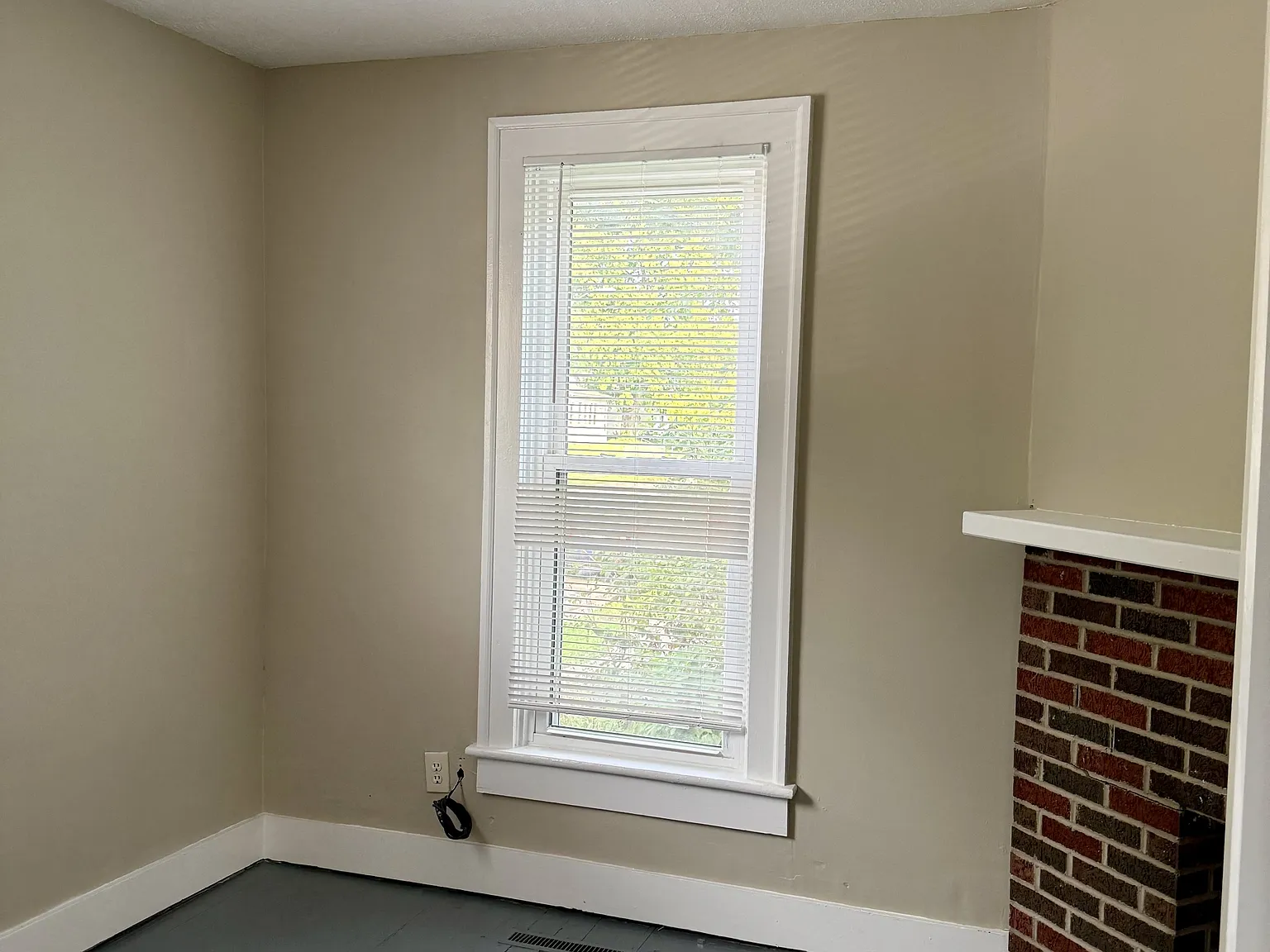 415 East Euclid Avenue - 1 — Photo 1