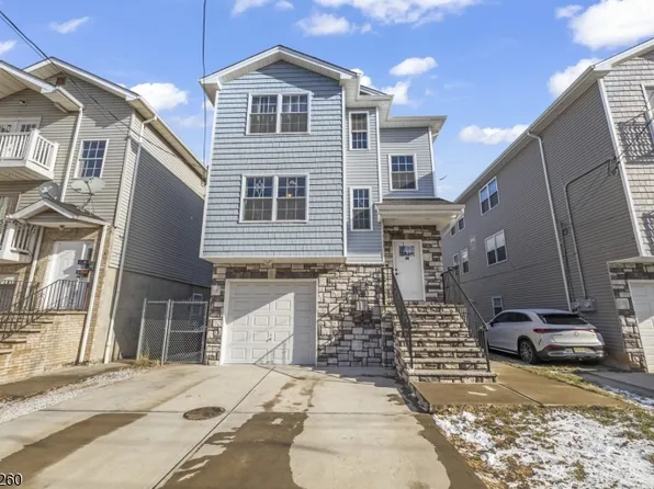 655 Court St, Elizabeth City, NJ 07206