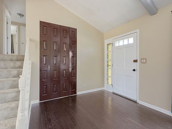 3rd image of 1403 Chalfont Dr