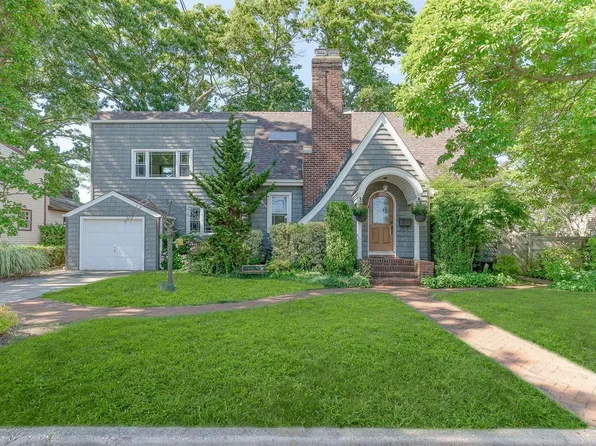 65 Birch Street, Merrick, NY 11566