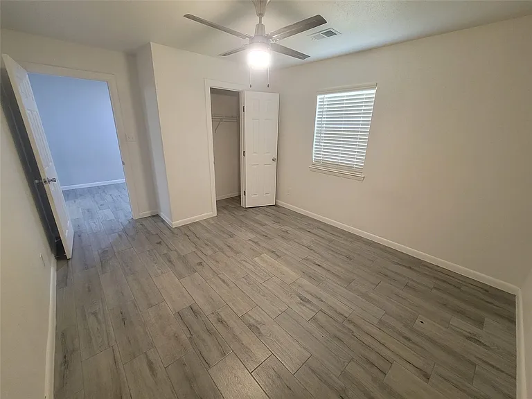 22715 Braken Manor Ln — Photo 14