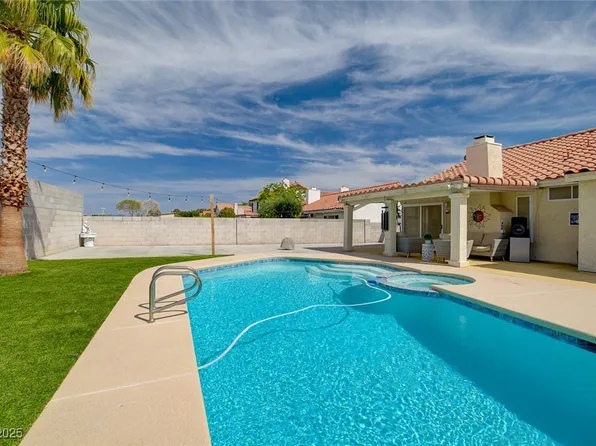 373 Bradford Dr, Henderson, NV 89074