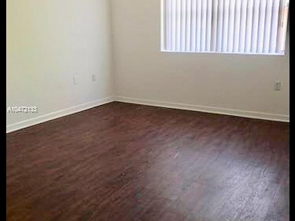 5th image of 8010 SW 21st Ct