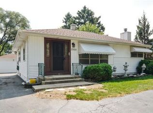 2300 Rohlwing Rd, Rolling Meadows, IL 60008