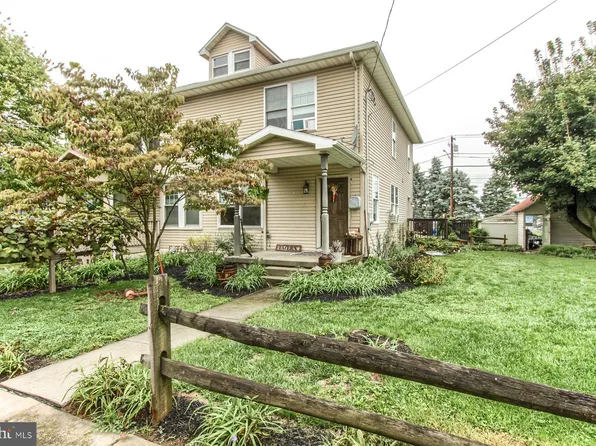 812 W Trindle Rd, Mechanicsburg, PA 17055