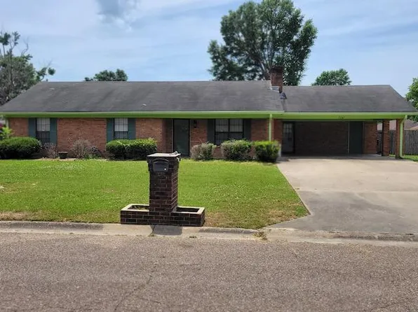 1707 N Pear Ln, Greenville, MS 38703