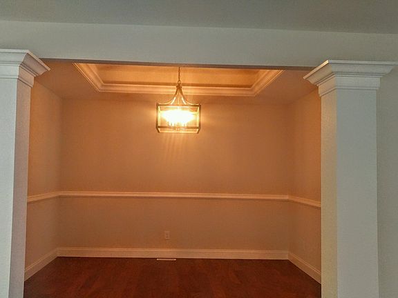 5th image of 1716 Wilkinson Pike