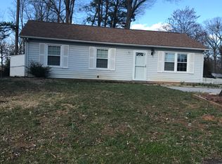 2619 Hillway Dr, Greensboro, NC 27407