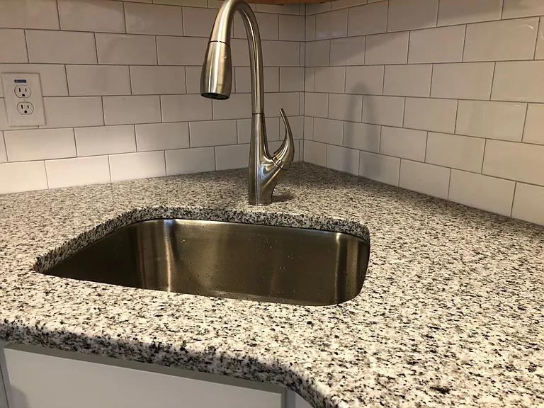 Crestwood Apartments — Photo 25