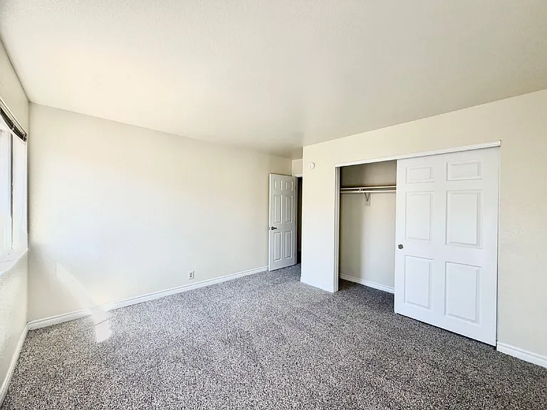 5281 River Glen Dr #222 — Photo 36