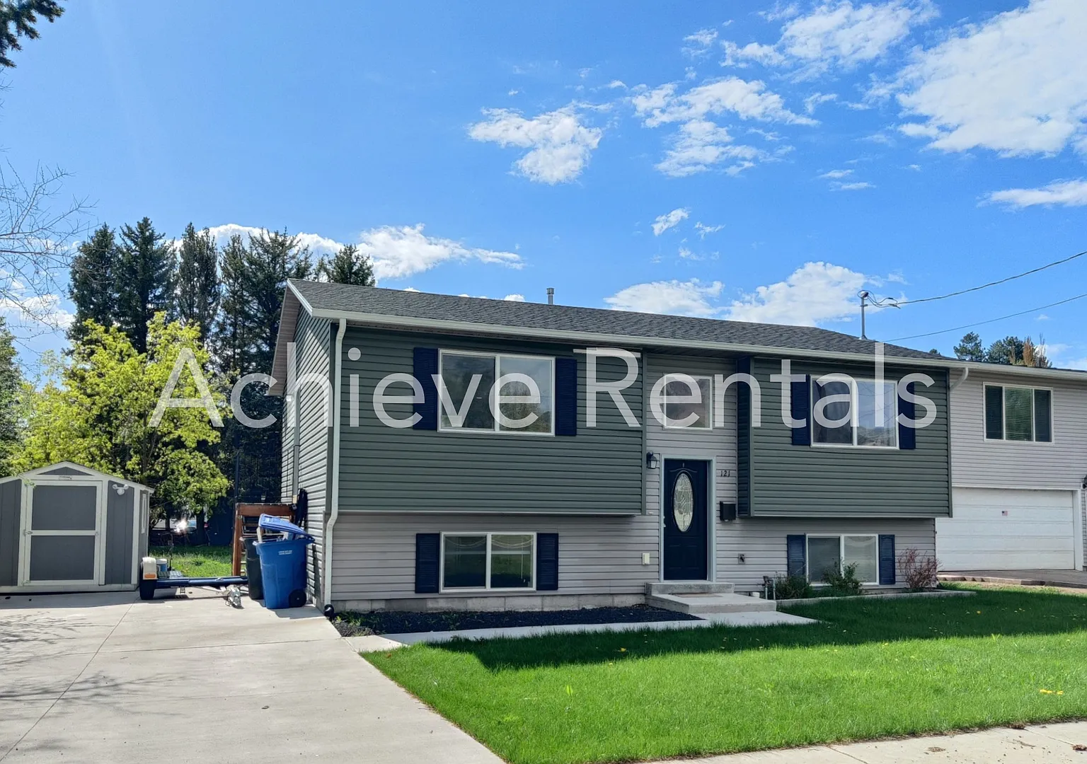 Room for Everyone! Spacious 5-Bedroom Logan Home Near USU & Logan Canyon — Photo 1