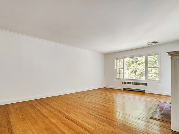 5th image of 77 Jordan Rd