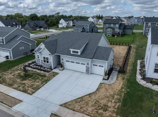 1378 Olde Highlander DRIVE, Oconomowoc, WI 53066