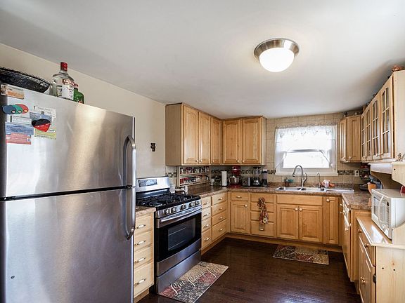 5th image of 114 Adobe Cir