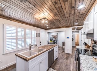 304 Bethany Dr, Scottsboro, AL 35769