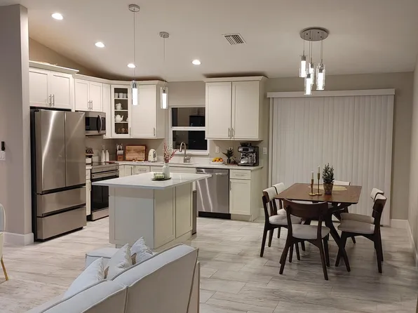 1633 Waldorf Dr, North Port, FL 34288