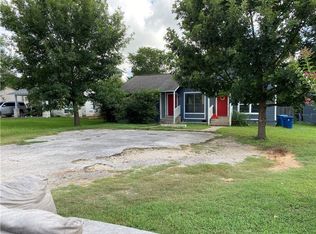 122 Hillside Dr #A, Elgin, TX 78621