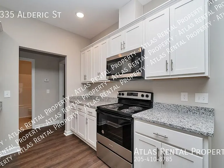 4335 Alderic St — Photo 14