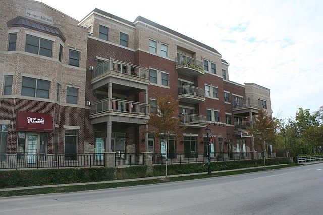 1st image of 17200 Oak Park Ave Unit 202