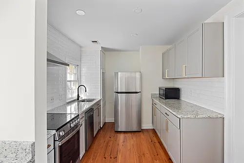 49 Smith St #2B Photo 1 49 Smith St #2B Photo 1