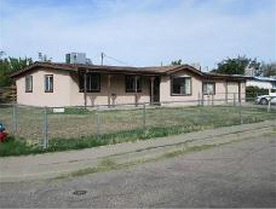 1st image of 501 Bonnell Dr