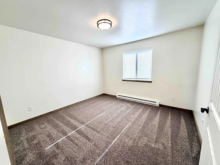 1040 Enterprise Dr #3 — Photo 13