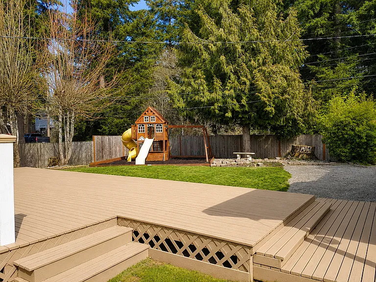 1819 S Woodlawn St — Photo 17