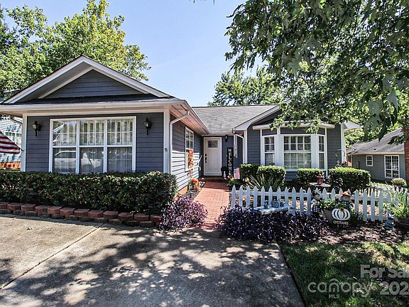 2nd image of 2904 Misty Plum Ct
