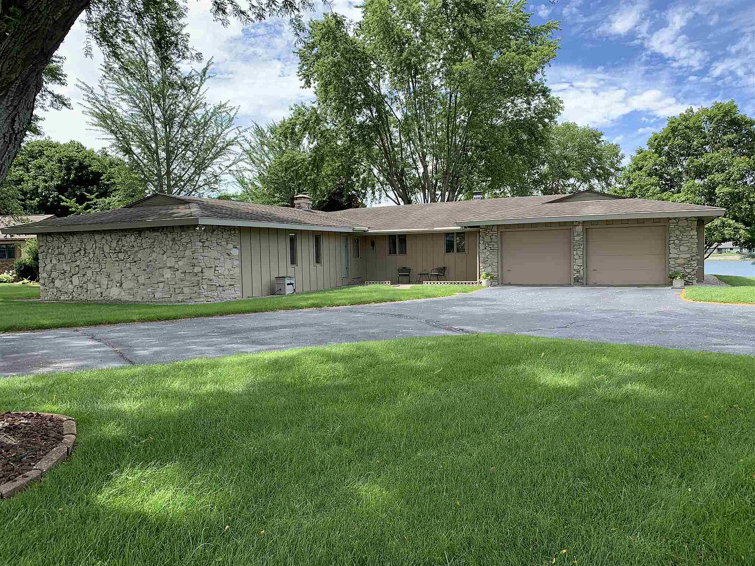615 Lakeview Dr, Logansport, IN 46947 Zillow