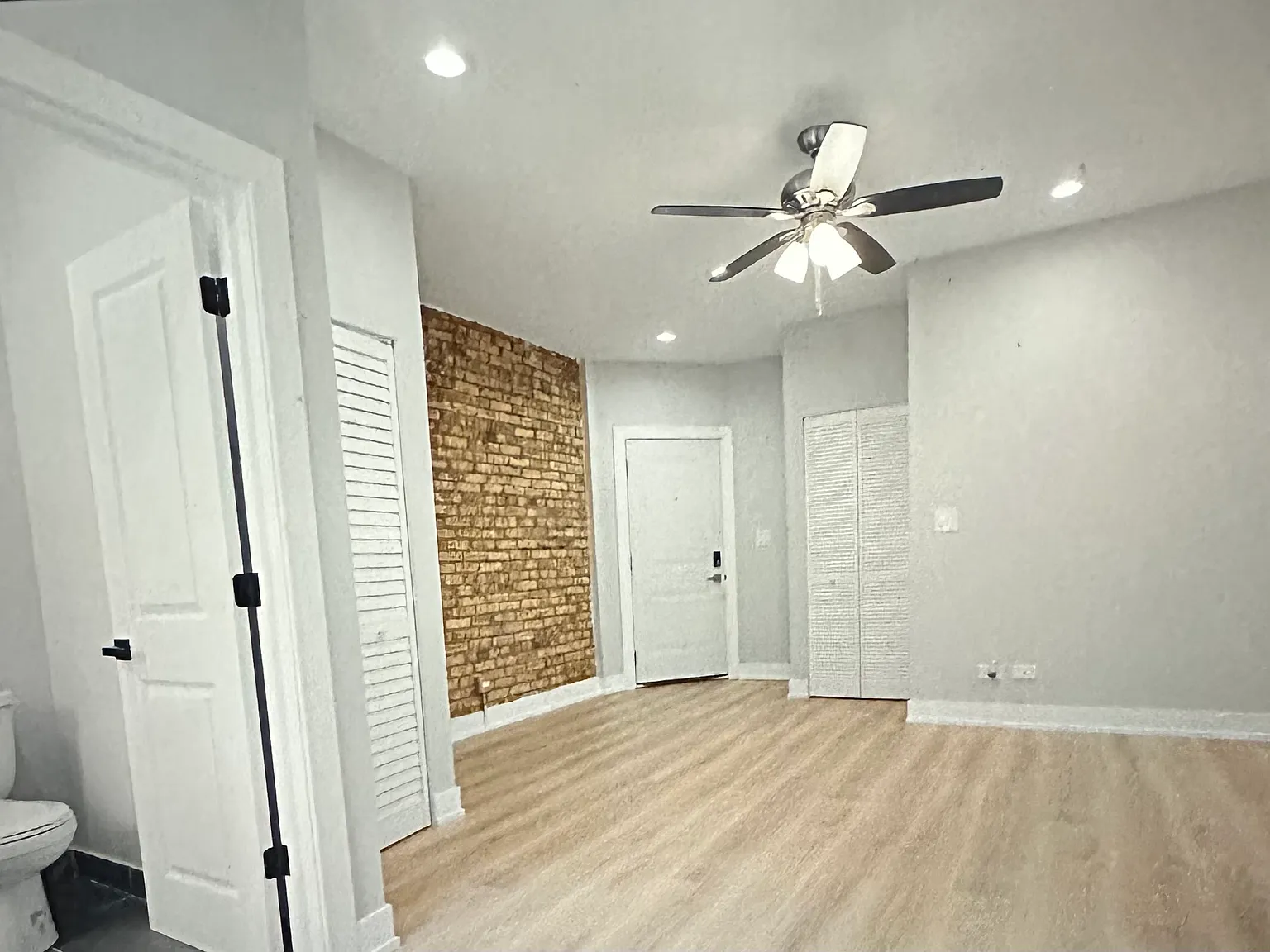 1 bed, 500 sqft, $1,695 — Photo 3