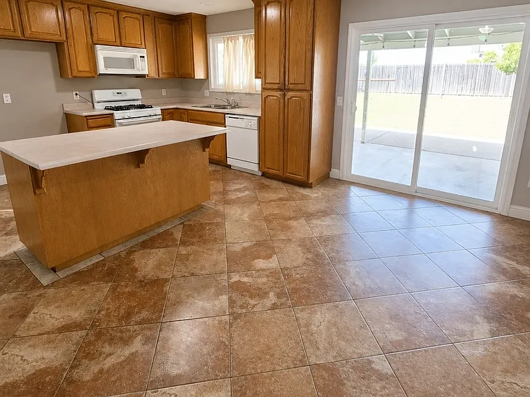1509 Debbra Way — Photo 2
