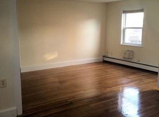 4 Kilby Dr #1, Woburn, MA 01801