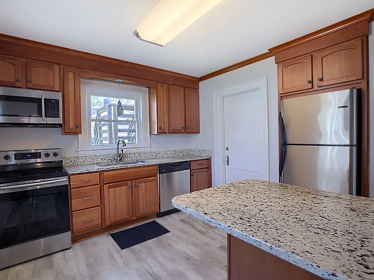 804 City Park Ave #A — Photo 11