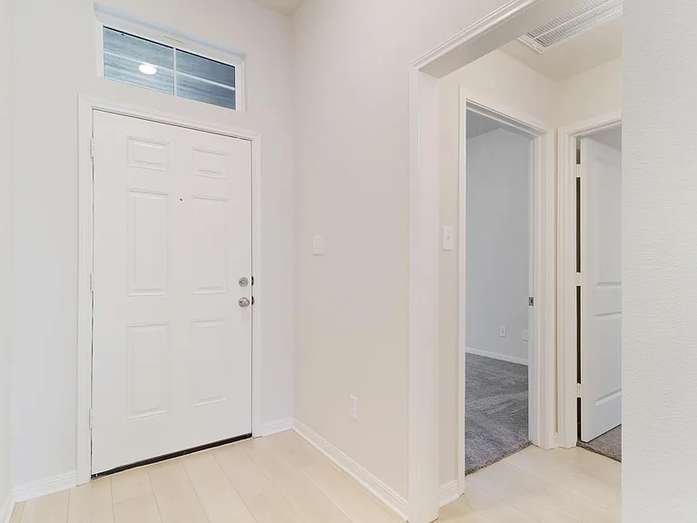6210 Pocono Dr — Photo 5
