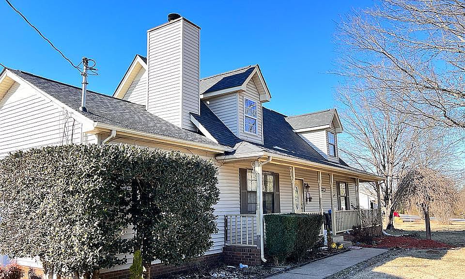 1st image of 130 Neal Ave