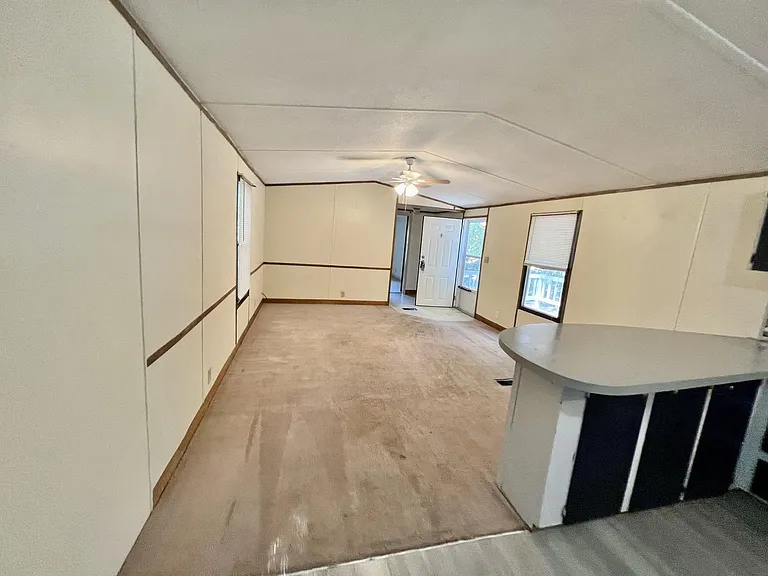 5566 Sycamore St — Photo 4