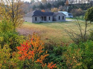 121 Locust Hill Rd, Waco, KY 40385