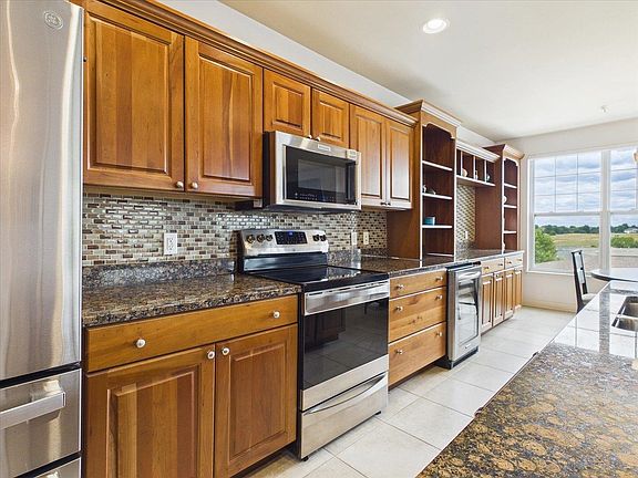 4th image of 9213 Crosswinds Ln APT 202