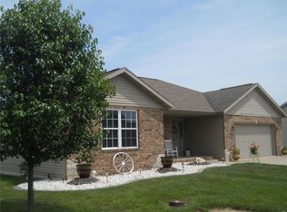 136 Grant Dr, Breese, IL 62230