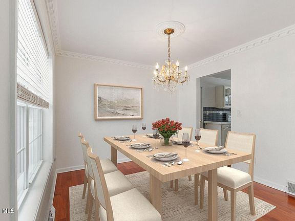 5th image of 4 Deer Run