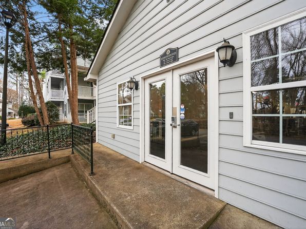 3921 Riverlook Pkwy SE UNIT 210