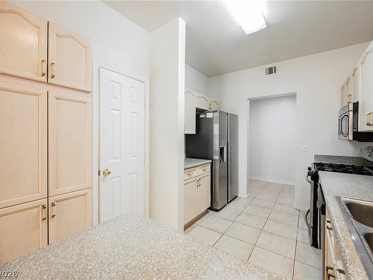 2603 Noble Fir Ave — Photo 11