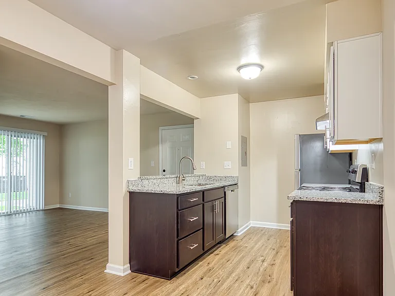 Summer Station Apartments Where Comfort Meets Coastal Living — Photo 63