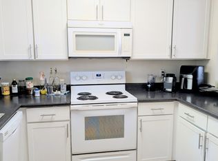 10 Avocet Dr #205, Redwood City, CA 94065
