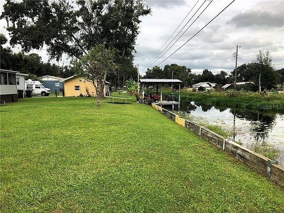4th image of 437 Waterview Dr