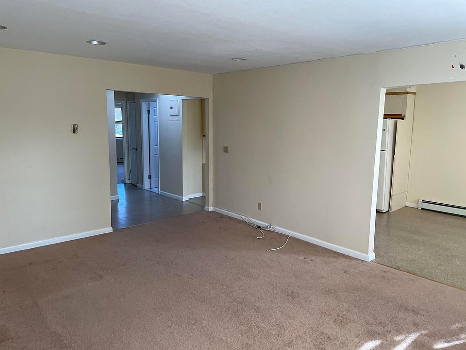 1st image of 919 129th St Floor 2