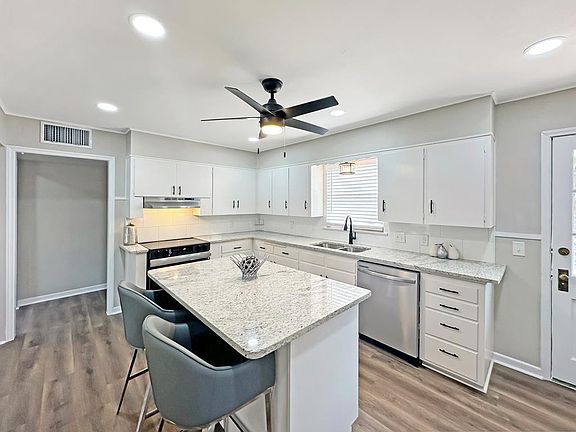 2nd image of 2319 W Concho Ave